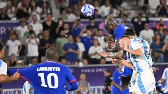 Francia fue superior a Argentina en el terreno de juego Francia fue superior a Argentina en el terreno de juego