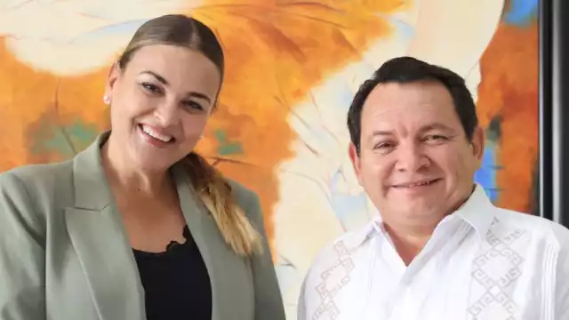 Cecilia Patrón Laviada junto a Joaquín Díaz Mena