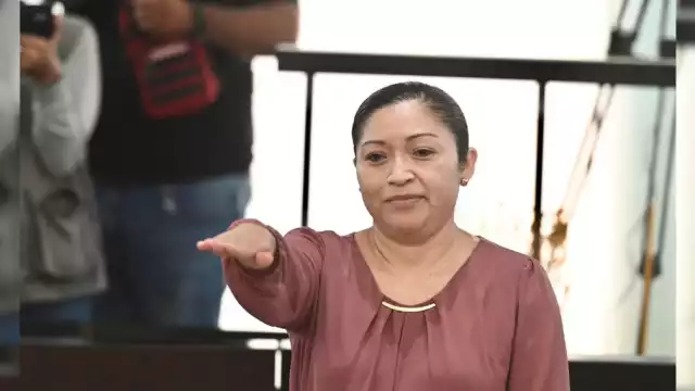 Eugenia Ucan Canul fue electa como nueva titular del Órgano Interno de Control del IEEC.