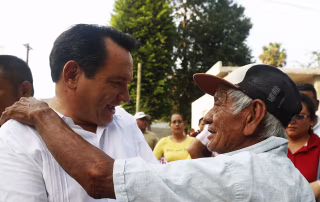 El candidato a la gubernatura, Joaquín Díaz Mena, afirmó que el beneficio será para los campesinos de la comisaría de Citincabchén