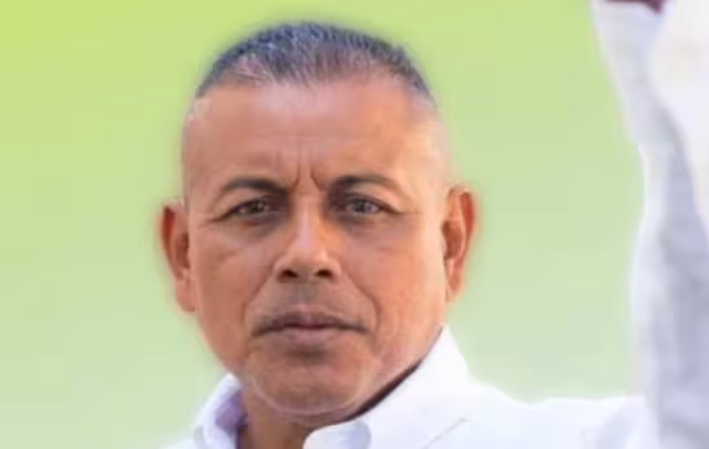 Salvador Villalba Flores, alcalde electo de Copala, Guerrero, fue asesinado mientras viajaba en un autobús de pasajeros