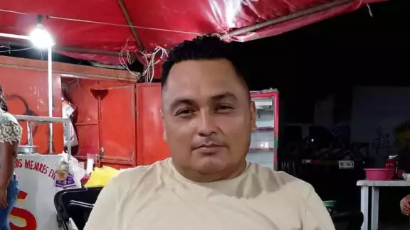Es trabajador de Willys Es trabajador de Willys