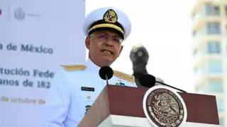 Buque Escuela Cuauhtémoc regresa a México tras misión internacional, señala titular de Marina en Aniversario de la Armada