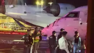Choque de dos aviones de Delta en aeropuerto LaGuardia: más de 90 pasajeros evacuados