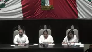 Quintana Roo celebra su 51 aniversario con sesión solemne en Chetumal