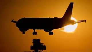 Rusia interfiere con el GPS de más de 120 mil vuelos en Europa, denuncian países nórdicos