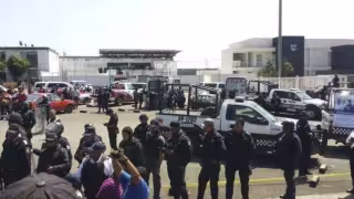 Motín en penal de Veracruz deja 7 muertos y 11 heridos; acusan al Grupo Sombra de extorsión y violencia