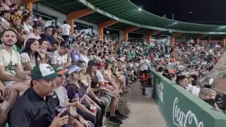 Leones de Yucatán registra lleno frente a Diablos Rojos del México en Kanasín