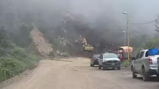 Capufe mantiene desvío en la autopista Puebla-Orizaba tras deslave del 26 de octubre