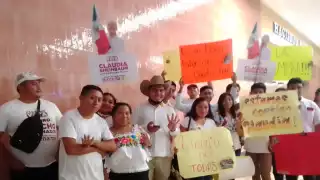 Reciben a Claudia Sheinbaum a su llegada al Aeropuerto Internacional de Mérida: EN VIVO