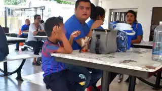 Adiós a la comida chatarra en las escuelas de Campeche. Este lunes arranca ‘Vida Saludable’  