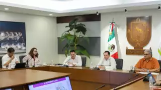 Revisan avances del Plan Estatal de Desarrollo 2024-2030 y preparan acciones para emprendedores
