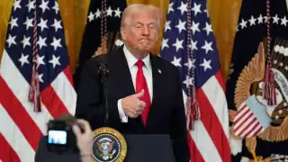 Donald Trump y Mark Carney proponen un acuerdo post-electoral para fortalecer relaciones