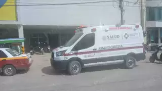 Abuelita sufre ataque de pánico y se desmaya dentro de tienda Coppel en Escárcega