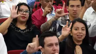 Lengua de señas avanza lento en Campeche por falta de interés social   