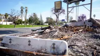 Incendios en Los Ángeles dejaron pérdidas superiores a los 30 mil millones de dólares en daños