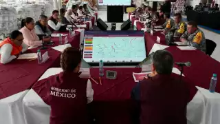 Claudia Sheinbaum supervisa trabajos en Hidalgo tras intensas lluvias junto al gobernador Julio Menchaca