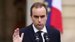 Crisis en Francia: dimite Sébastien Lecornu, el nuevo primer ministro, a horas de asumir el cargo