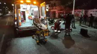 Motociclista se estrella contra motel en Ciudad del Carmen