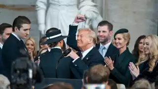 Trump anuncia que renombrará el Golfo de México y "retomará" el Canal de Panamá