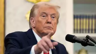 Trump confirma ataque a submarino cargado de droga cerca de Venezuela: “No era un grupo inocente”