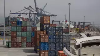 Presidenta de México niega entrada de productos chinos a Norteamérica a través de México