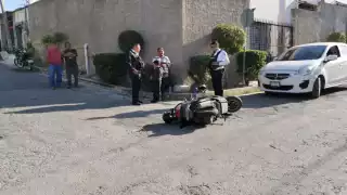 Choque en la colonia Tomás Aznar, en Campeche, deja a madre e hijo heridos