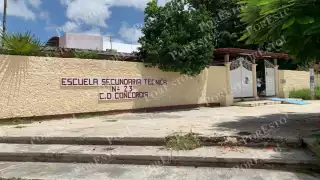 Tres secundarias de Campeche siguen con clases híbridas por obras de rehabilitación