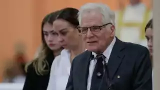 Padre de Miguel Uribe Turbay entra a la contienda presidencial por el Centro Democrático en Colombia