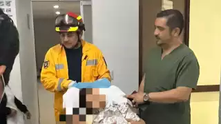 Mujer da a luz en ambulancia tras ser atendida en la colonia Colosio