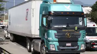 Guardia Nacional reporta caída del 55% en robos a transportistas en autopistas México-Querétaro y México-Puebla