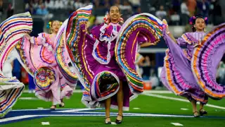 Estados Unidos inicia el Mes de la Herencia Hispana en medio de redadas migratorias y tensión política