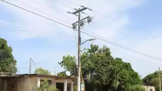La zona del Cocoyol en Chetumal está sufriendo un mal servicio de luz 