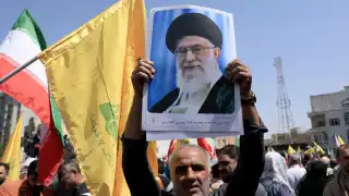 Irán no detendrá su programa nuclear “bajo ninguna circunstancia”, advierte Pezeshkian a Macron