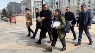 Ebrard y EU inician diálogo para evitar aranceles de Trump a México