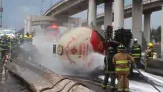 Video muestra el momento exacto de la explosión de pipa en Puente de la Concordia, Iztapalapa