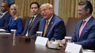 Trump impone arancel del 50% al cobre y amenaza con otro del 200% a farmacéuticas extranjeras