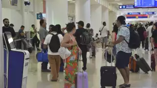 Aeropuerto de Cancún registra 478 vuelos ante el inicio de fin de semana