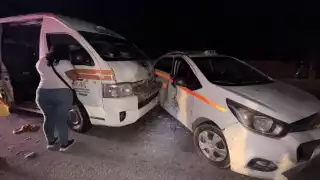 Fuerte choque deja una mujer lesionada y muchos daños materiales en la carretera federal 307