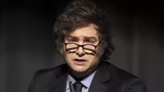 Milei en la mira: oposición argentina exige investigar su promoción de criptomoneda Libra