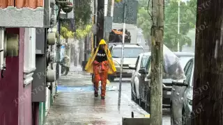 Lluvias intensas sorprenden a carmelitas la mañana de este lunes