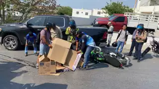 Hospitalizan a motociclista tras severo accidente vial en Campeche 