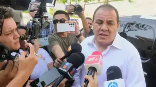"Siempre voy a dar la cara" subrayó Cuauhtémoc Blanco al salir de la Fiscalía de Morelos