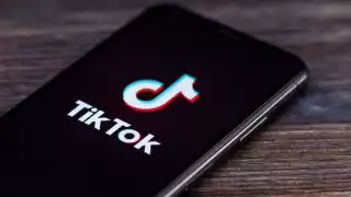TikTok regresa a EU tras prórroga de Trump a su prohibición