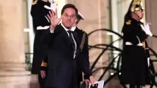 OTAN pide a Zelenski reconciliarse con Trump tras tensa discusión en la Casa Blanca