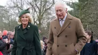 Rey Carlos III envía mensaje navideño con reflexiones sobre salud, conflicto y esperanza