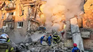 Ataque masivo ruso con drones y misiles deja muertos y heridos en Kiev