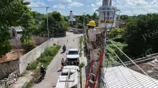 CFE toma control total de subestación eléctrica en Atasta tras protestas por apagones