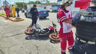 Motociclista resulta lesionado tras choque frente al helipuerto en Ciudad del Carmen