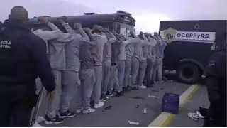 Trasladan a 30 reos ligados al Cártel de Sinaloa a penal federal de Chiapas